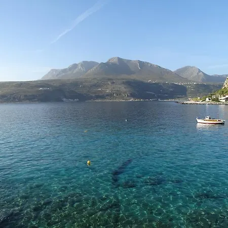 Sophia And Apartament Liménion