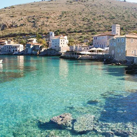 Sophia Limeni Apartments And Studios Διαμέρισμα
