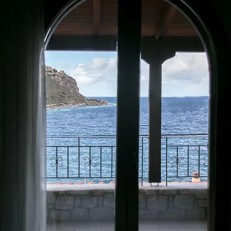 Διαμέρισμα Sophia Limeni Apartments And Studios *